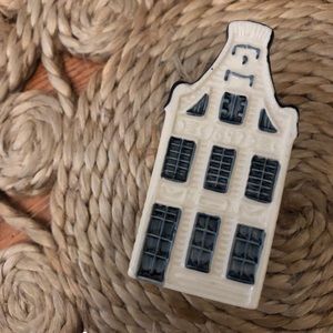 KLM Dutch House No. 13 in good condition no chips or cracks.